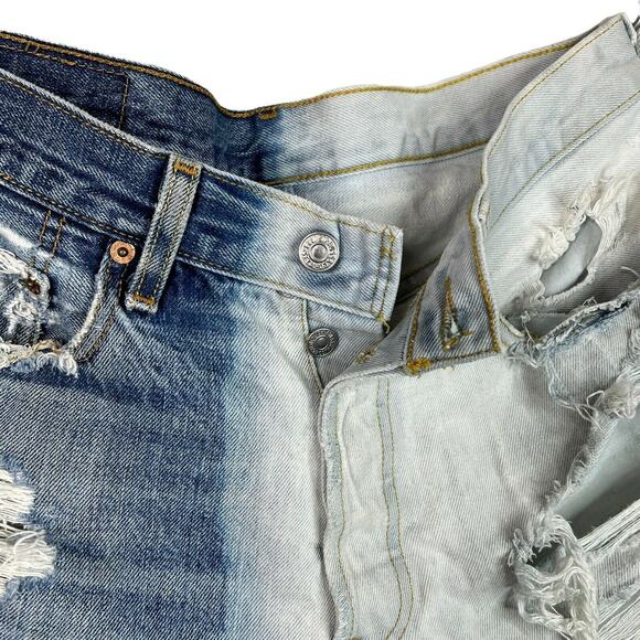 Levi’s Destroyed Cut Off High Rise VTG 501 Jean Denim Shorts Dip Dyed Womens 6/8 - Picture 5 of 9